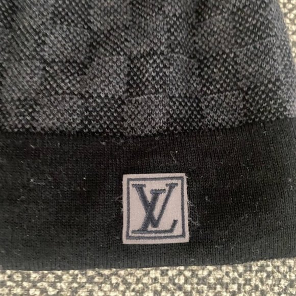 Louis Vuitton Néo Petit Damier Beanie - Picture 4 of 5